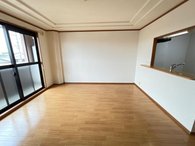 リビング 名鉄三河線/小垣江駅 徒歩12分 3階 築21年