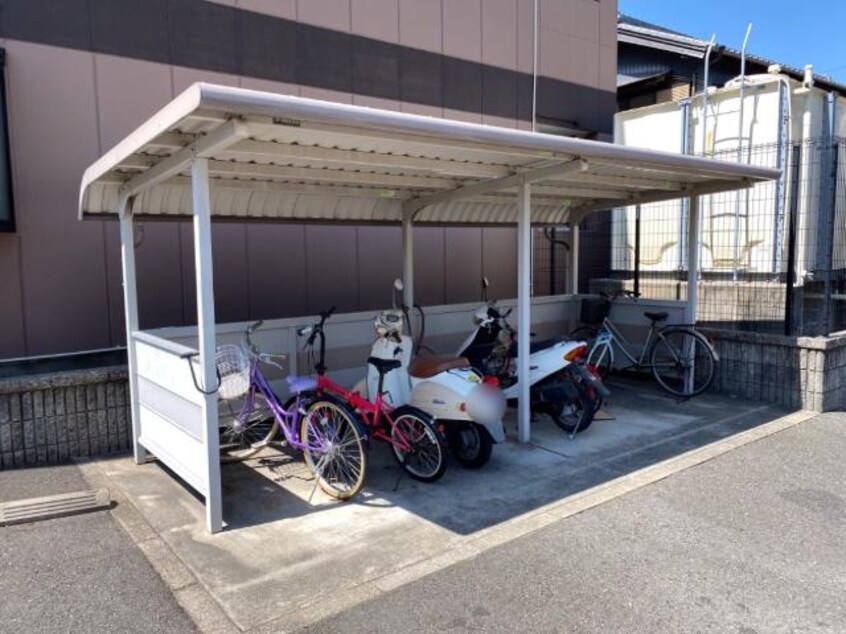 外観写真（昼） 名鉄三河線/小垣江駅 徒歩12分 3階 築21年