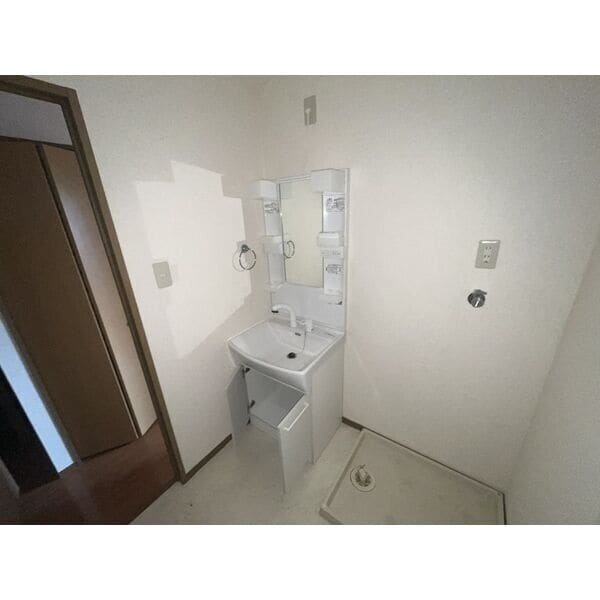  名鉄豊田線/赤池駅 徒歩28分 2階 築26年