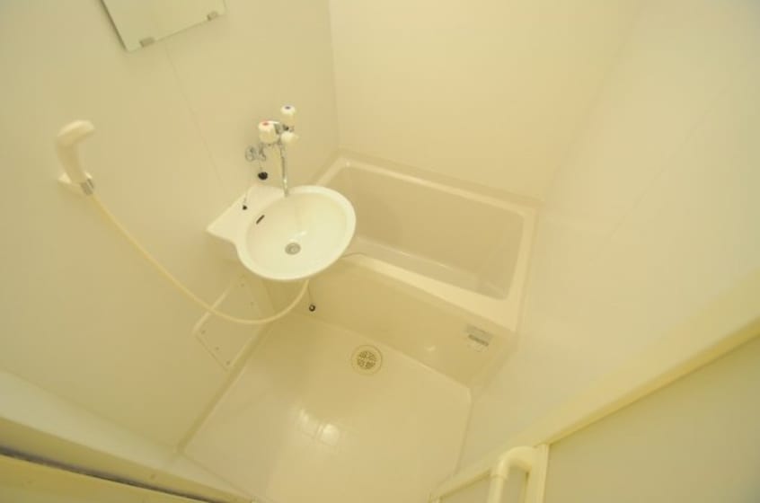 実際のお部屋と異なる場合がございます。 レオパレスフレッシュ汐垂