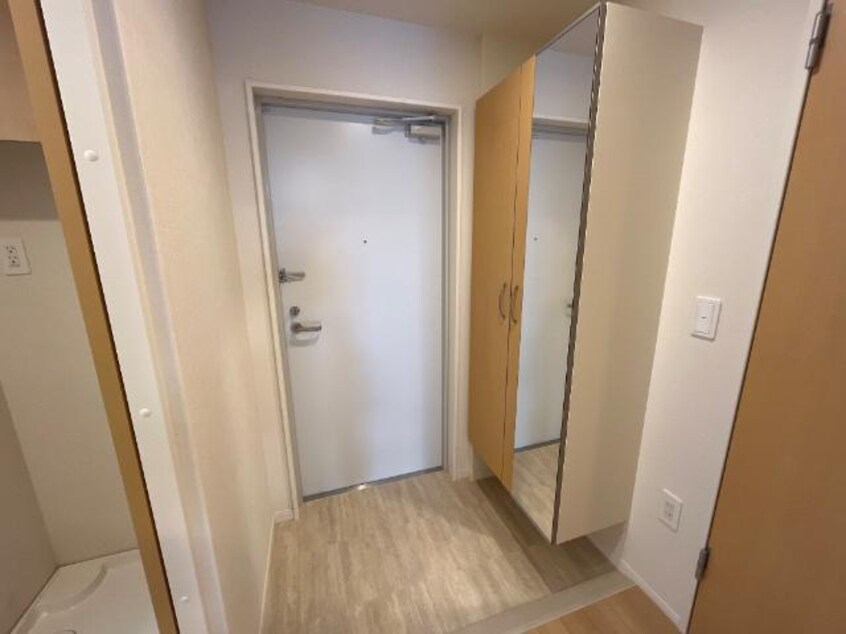 玄関 ウエストウイング６