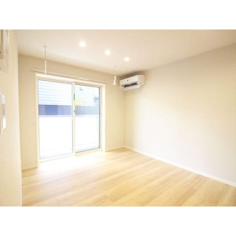 室内写真は別部屋の写真です。 Ecrasole安城