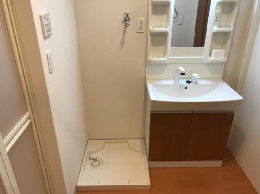 洗濯機置場 エコール正徳