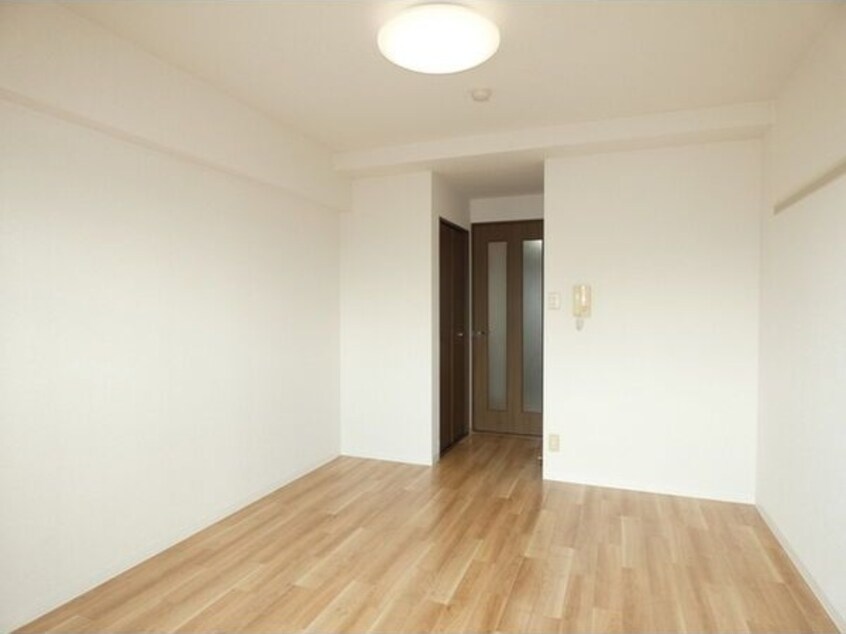  名古屋市営地下鉄名港線/六番町駅 徒歩8分 5階 築23年