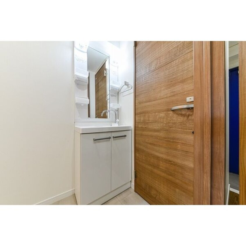 ※写真は同じマンションの違う部屋のものになります。 シーズンコート本陣通