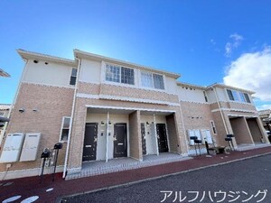 エルシティ　オリビア（ＥＬＬＥ　ＣＩＴＹ　ＯＬＩＶＩＡ）