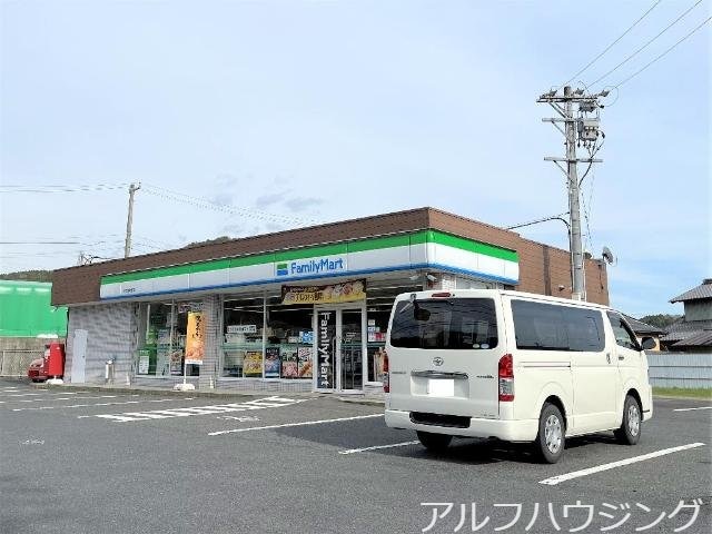 ファミリーマート八百津牧野店(コンビニ)まで1472m グリーン　ヒルズ　Ｂ