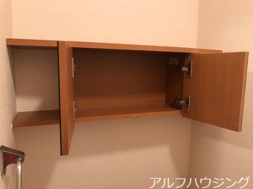 トイレ収納 レヴィ　イン　リバー