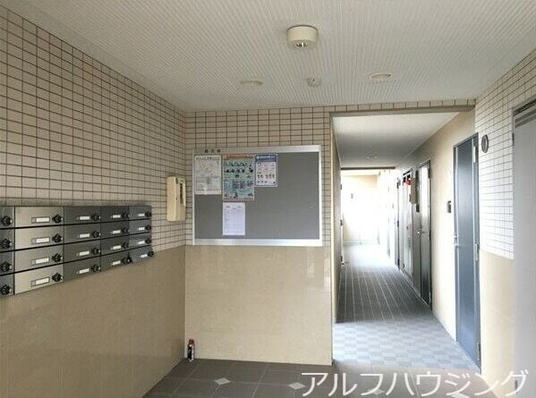  名鉄広見線/新可児駅 徒歩21分 2階 築18年