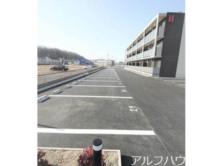 駐車場 フラワーガーデン下恵土