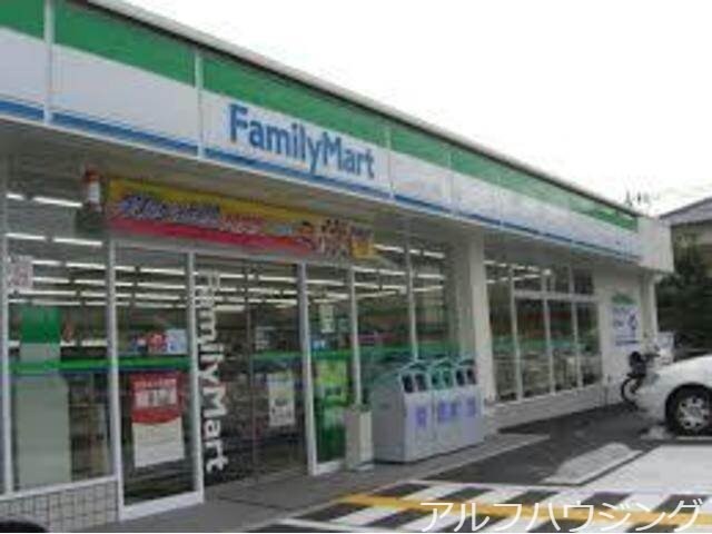 ファミリーマート美濃加茂加茂野店(コンビニ)まで1390m プレミオ