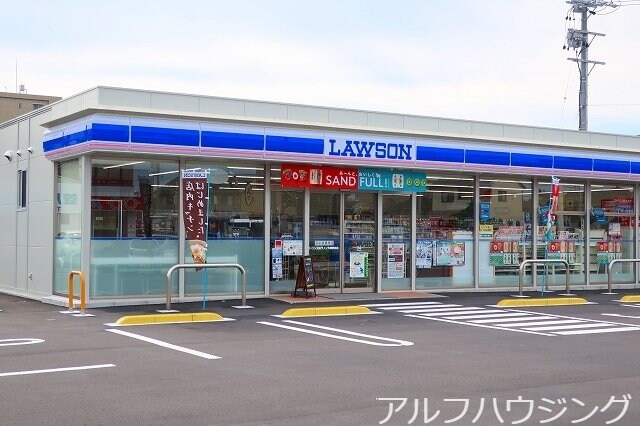 ローソン(コンビニ)まで600m アーバン・コート　В