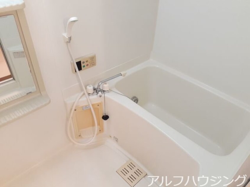  モルト．ヴィヴァーチェ