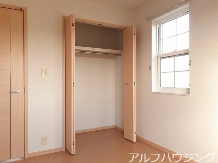  オンブラージュ　Ｂ