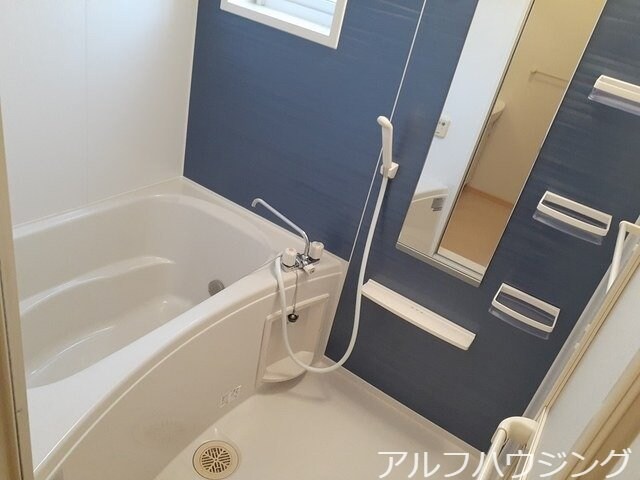  オンブラージュ　Ｂ