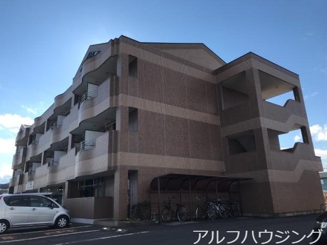 外観写真（昼） タウンロイヤル