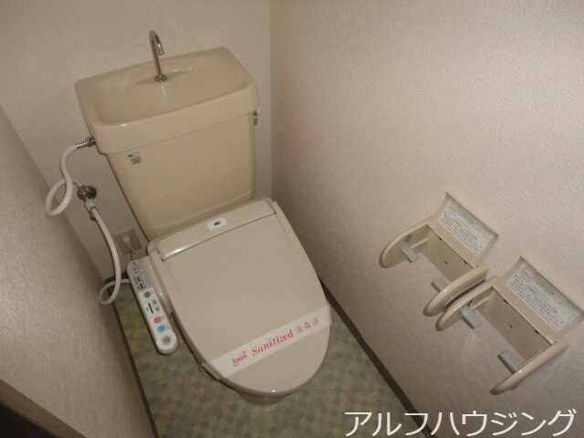 シャワー付トイレ タウンロイヤル
