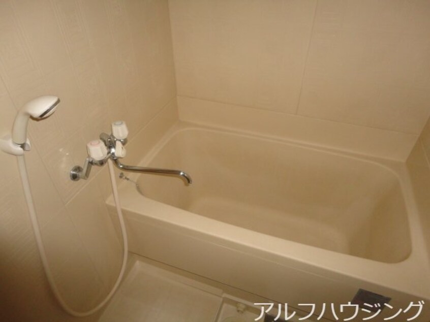 バス／シャワールーム等 タウンロイヤル