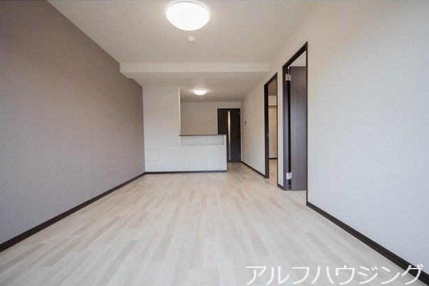 イメージ アルバコート