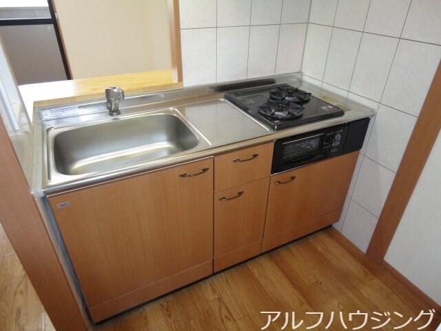 キッチン(反転） オアシス　ヒロミ（Ｏａｓｉｓ　Ｈｉｒｏｍｉ）