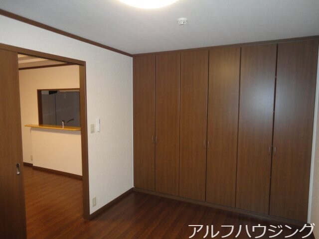 南洋室 サニーコート百合前