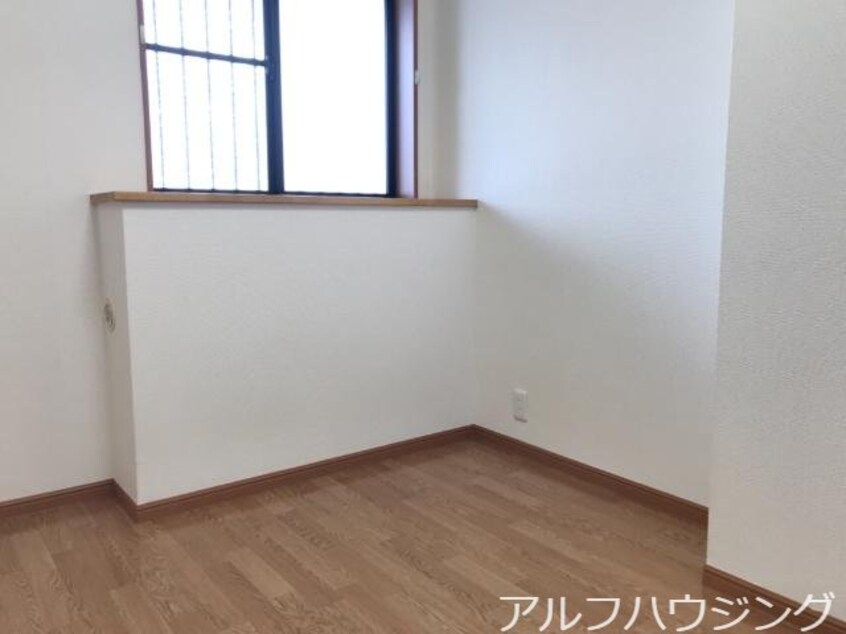 寝室 シェルル　ウイング（Ｓhelulu-Wing）