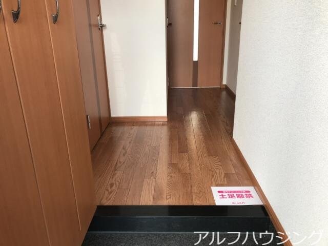 廊下 シェルル　ウイング（Ｓhelulu-Wing）