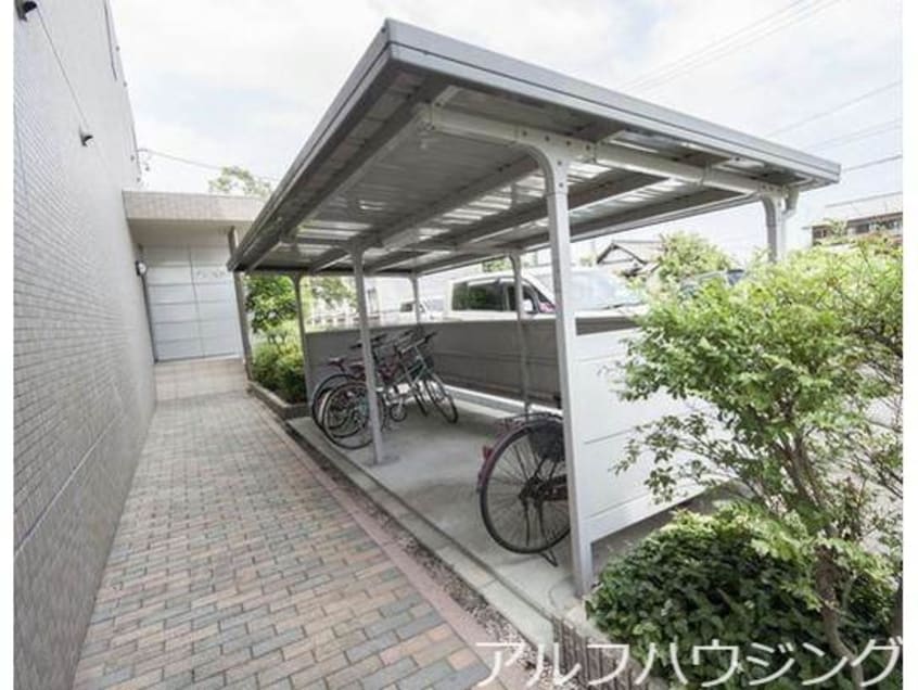 駐輪場 プレステージ