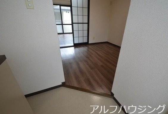  モンシャトー可児Ｂ