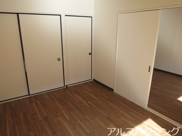  リバーサイド弐番館