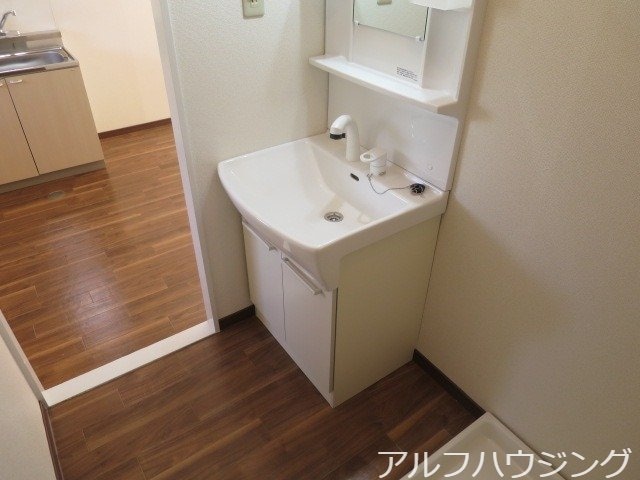  リバーサイド弐番館