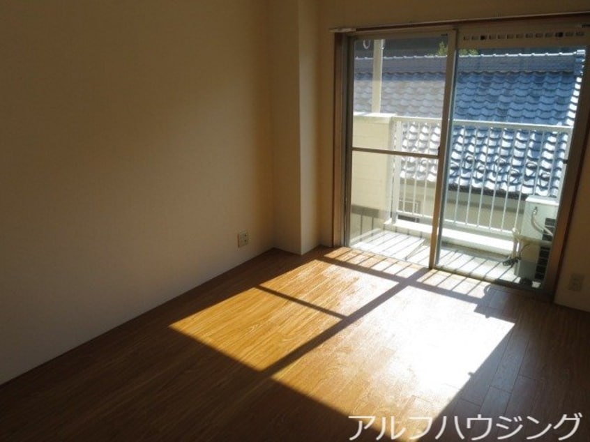  リバーサイド弐番館