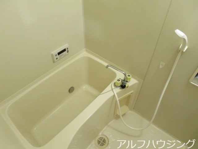  リバーサイド弐番館