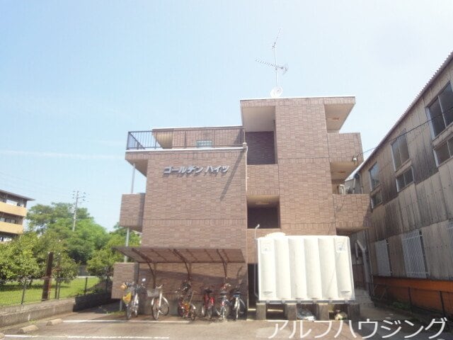  ゴールデンハイツ