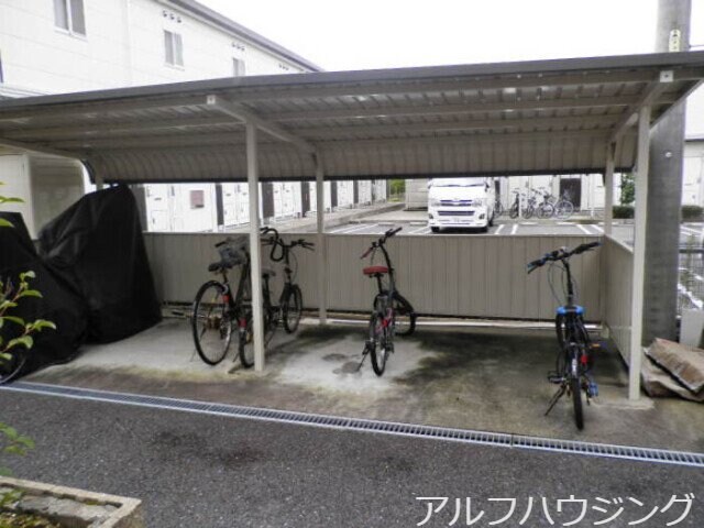  サン　トゥール　B