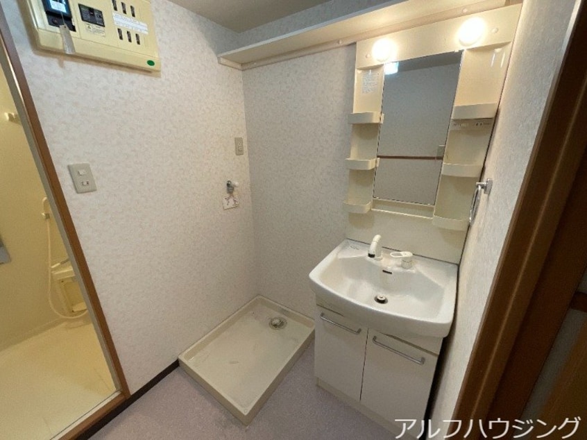  パルティーベヒルズ