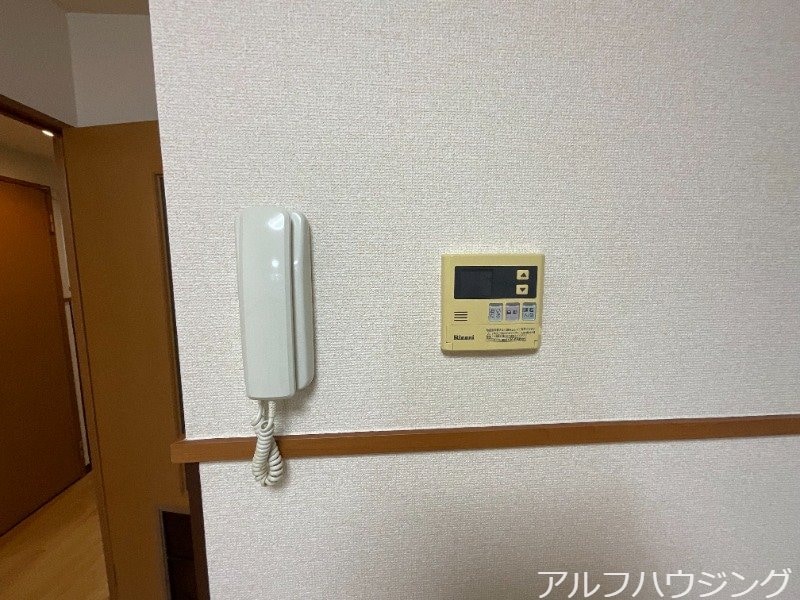  パルティーベヒルズ