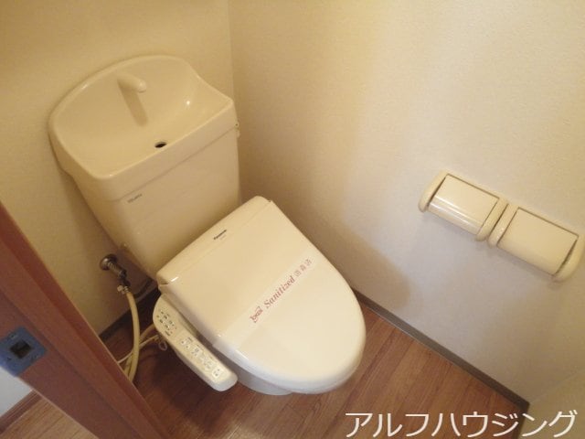 シャワー付トイレ パーシモン（Ｐｅｒｓｉｍｍｏｎ）