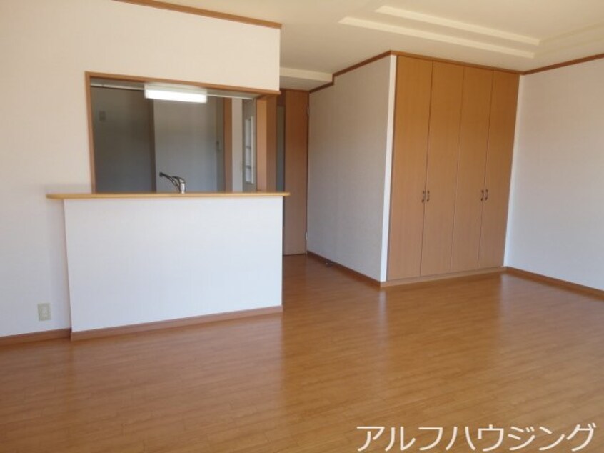 リビング３ パーシモン（Ｐｅｒｓｉｍｍｏｎ）