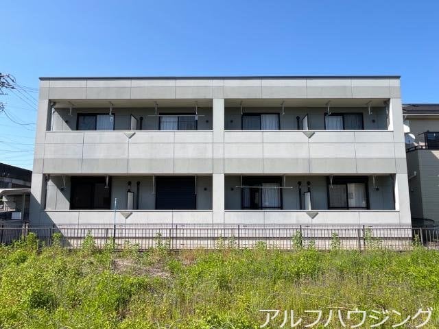 外観写真（昼） ラ　マルコット（Ｌａ　marcotte）