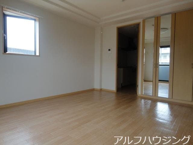 洋室 ラ　マルコット（Ｌａ　marcotte）