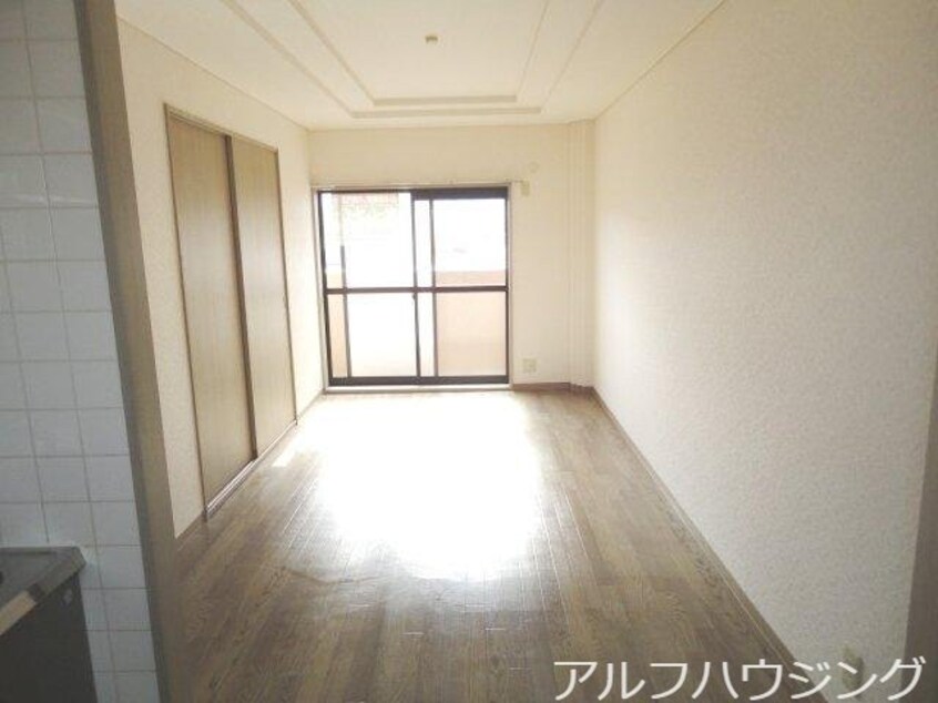 リビング ラヴェールエスポアⅠ