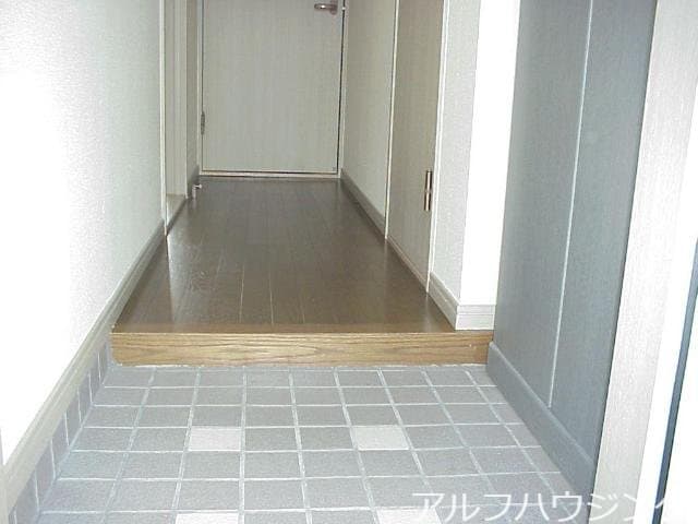 玄関 ラヴェールエスポアⅠ