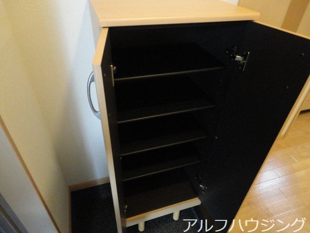 下駄箱 向学ハイツ歓