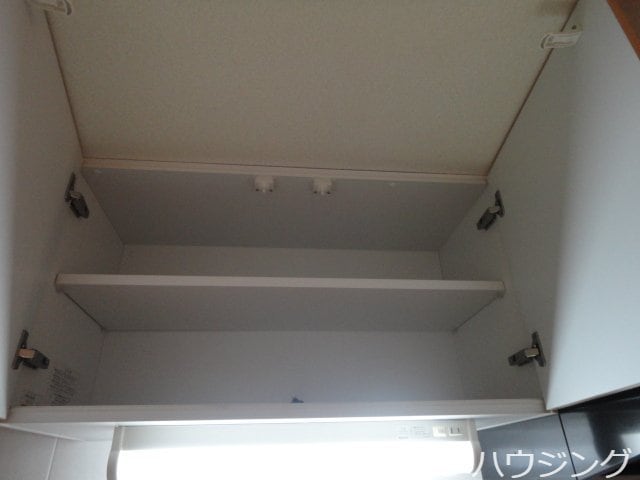 キッチン吊戸棚 向学マンション歓