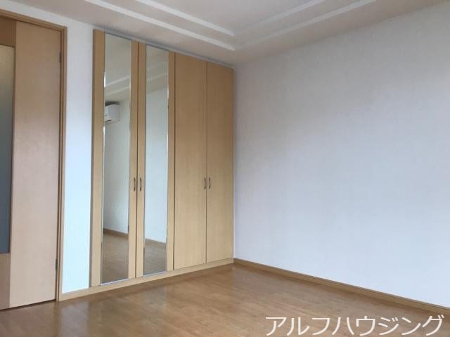 室内 向学マンション歓