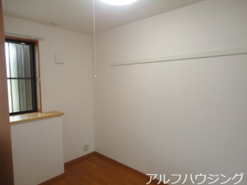 洋室 わかくさハイツ西可児