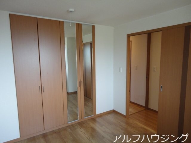 北洋室 サンタプレイス弐番館（ＳＡＮＴＡ　ＰＬＡＣＥ　弐番館）