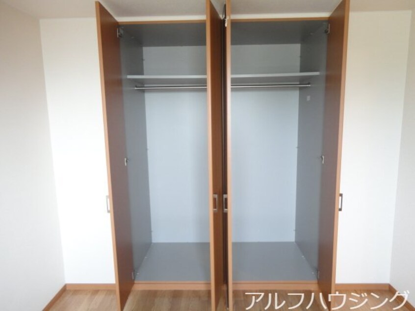 北洋室収納 サンタプレイス弐番館（ＳＡＮＴＡ　ＰＬＡＣＥ　弐番館）