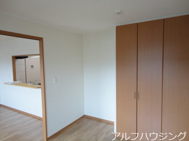 南洋室 サンタプレイス弐番館（ＳＡＮＴＡ　ＰＬＡＣＥ　弐番館）